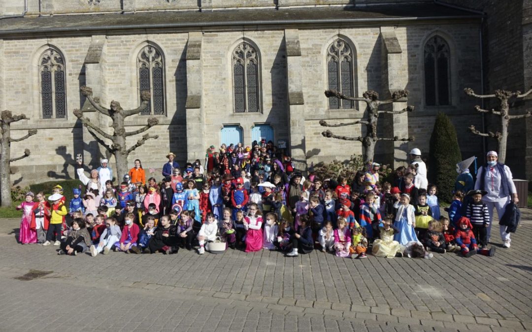 l’ÉCOLE FAIT SON CARNAVAL POUR LA MI-CARÊME