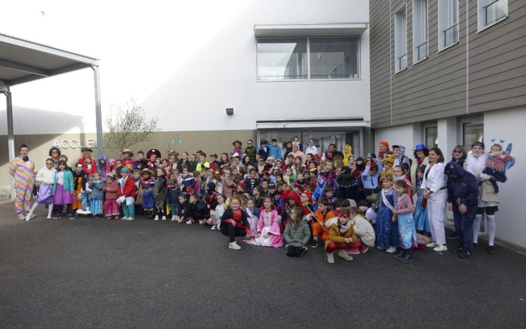 Les élèves ont fait Carnaval pour la Mi-Carême